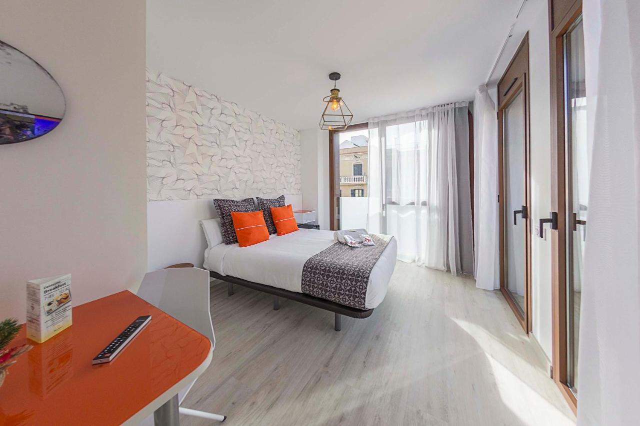 Apart-suites Hostemplo Barcelona